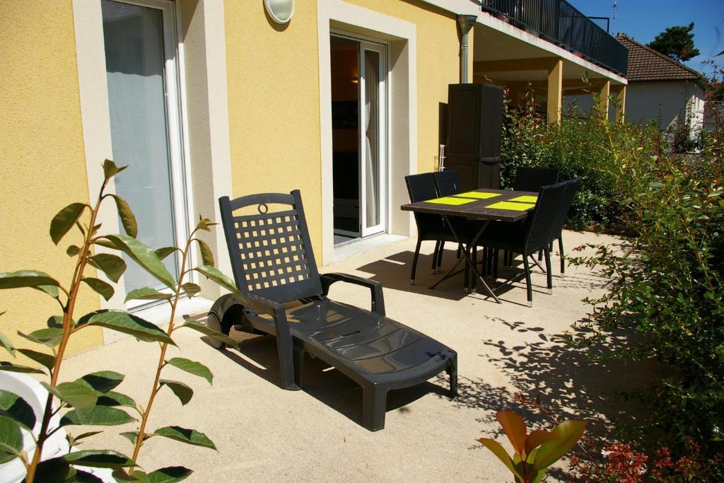 Residence Le Bois Flotte Merville-Franceville-Plage Ruang foto