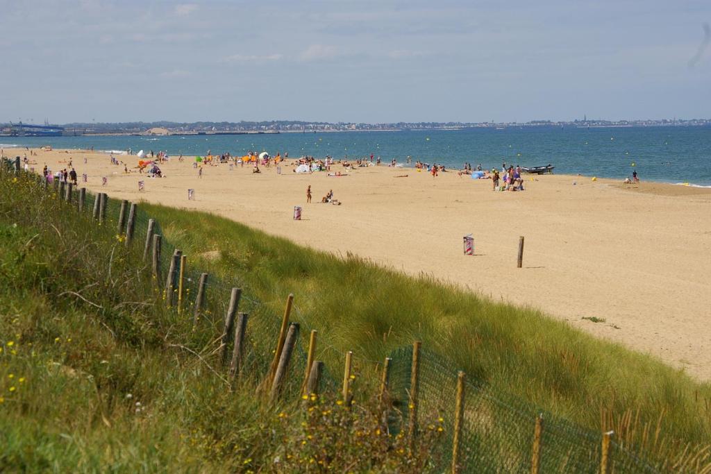 Residence Le Bois Flotte Merville-Franceville-Plage Bagian luar foto