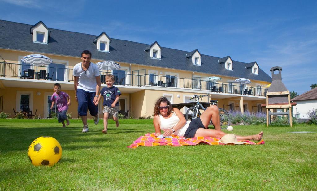 Residence Le Bois Flotte Merville-Franceville-Plage Bagian luar foto